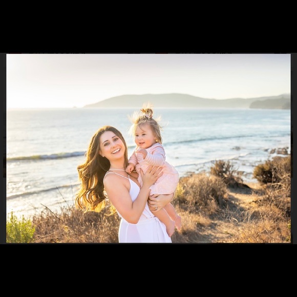 Hi, I’m Cara! - Picture 1 of 8